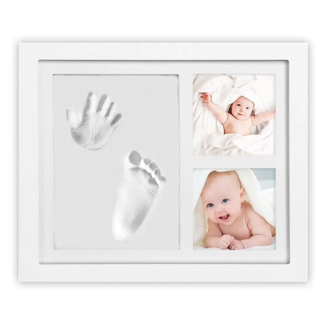 Weißer Baby Erinnerungsrahmen mit Hand- und Fußabdruck sowie Platz für zwei Babyfotos – liebevolle Erinnerung und ideales Geschenk zur Geburt.