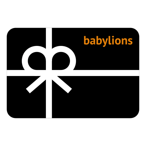 Digitale BabyLions-Geschenkkarte in Schwarz mit weißer Geschenkschleife und orangefarbenem Schriftzug „babylions“ – flexibel einlösbar im BabyLions-Online-Shop.