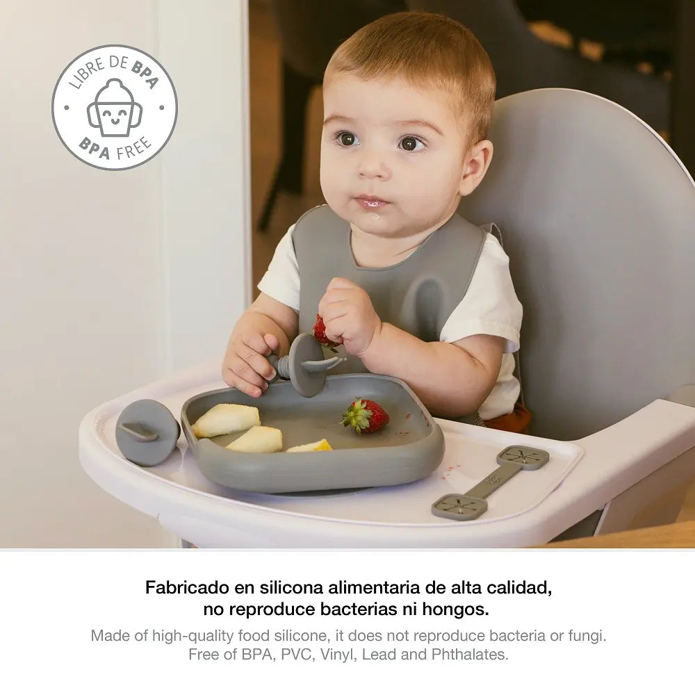 Baby Lernbesteck Silikon rosa Real Madrid im Hochstuhl Anwendung selbstständig essen BPA frei ergonomisches Baby Besteck Set