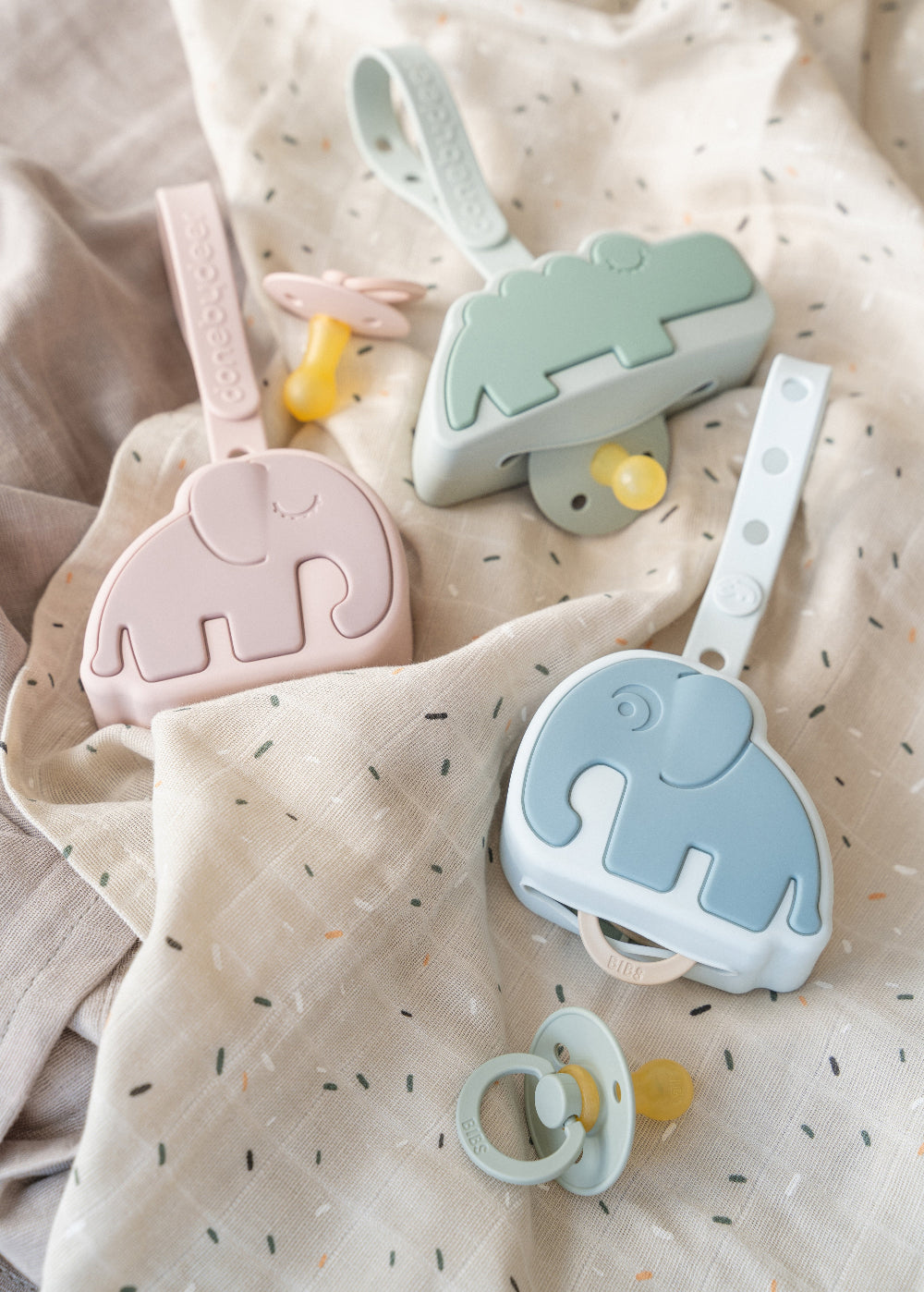 schnullertäschchen aus silikon - croco - grün - Babylions